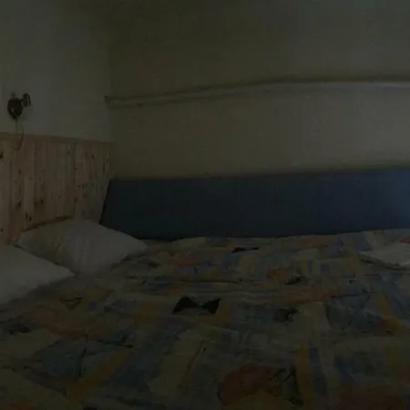 게스트하우스 Eoetvoes Rooms 부다페스트