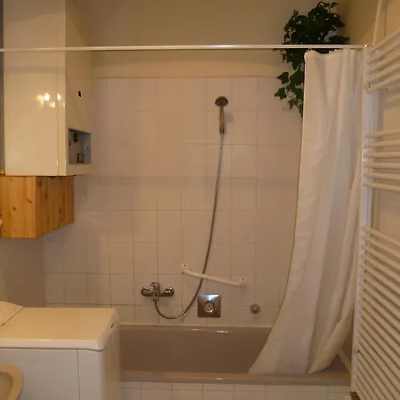 Eoetvoes Rooms Guest house Budapest