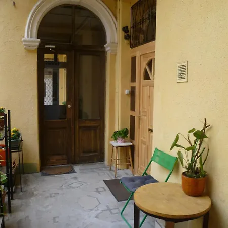 Eoetvoes Rooms Budapest