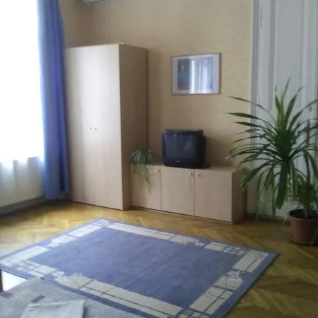 Guest house Eoetvoes Rooms Budapest
