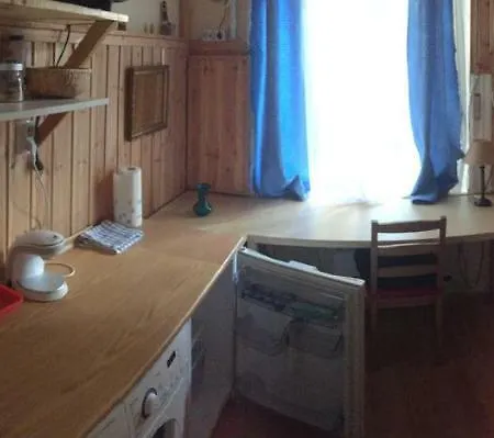 Eoetvoes Rooms Guest house *